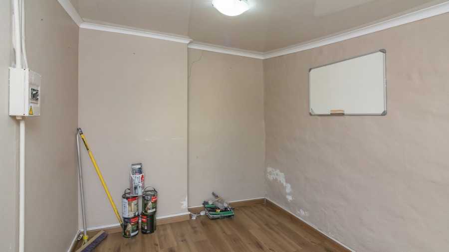 3 Bedroom Property for Sale in Kroonstad Central Free State